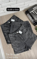 short jeans preto com pedras